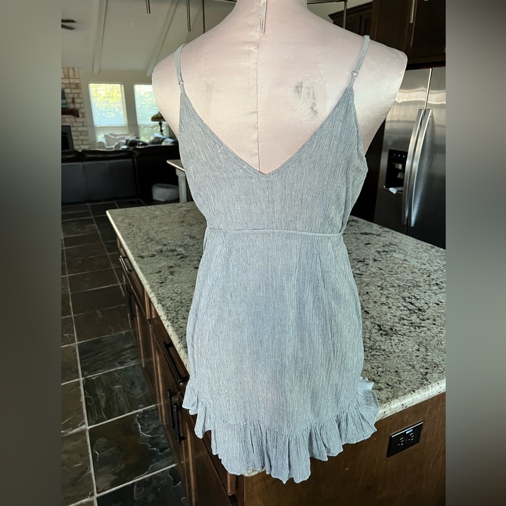 Wraparound Dress - Picture 4 of 7